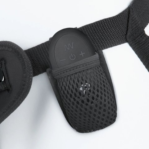 Pegasus Vibrating Strap-On z pilotem - silikon, zakrzywiony, 15 cm Pegasus Vibrating Strap-On z pilotem - silikon, zakrzywiony, 15 cm