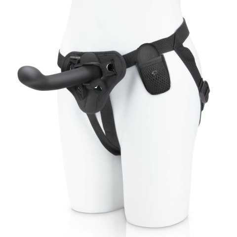 Pegasus Vibrating Strap-On z pilotem - silikon, zakrzywiony, 15 cm Pegasus Vibrating Strap-On z pilotem - silikon, zakrzywiony, 15 cm