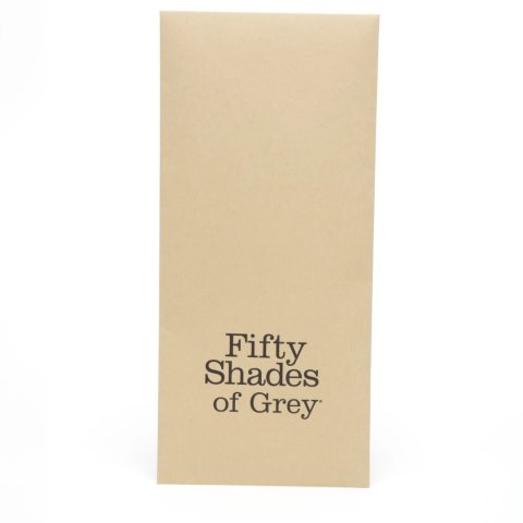 Fifty Shades of Grey Flogger Intymny Zamszowy Bicz Duży Czarny 53cm Fifty Shades of Grey Flogger Intymny Zamszowy Bicz Duży Czarny 53cm
