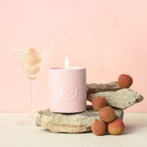 HighOnLove Pink Massage Candle Lychee Martini świeca do masażu 120ml HighOnLove Pink Massage Candle Lychee Martini świeca do masażu 120ml