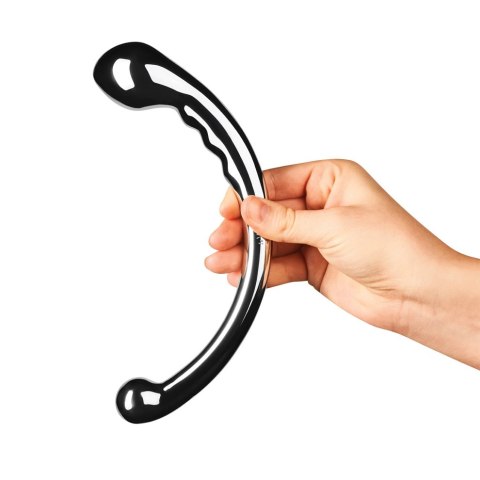 Le Wand Hoop - dwustronny masażer ze stali nierdzewnej 20,3 cm Le Wand Hoop - dwustronny masażer ze stali nierdzewnej 20,3 cm