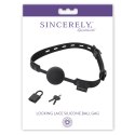 Sportsheets Sincerely Locking Lace silikonowy knebel kulkowy z zamkiem