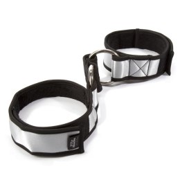 Fifty Shades of Grey Arm Restraints - Regulowane kajdanki na ramiona, uniwersalny rozmiar