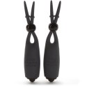 Fifty Shades of Grey Sweet Torture silikonowe wibrujące klipsy 10,8cm