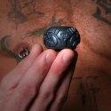 Perfect Fit Ram Ring Black - stylowy pierścień anatomiczny czarny