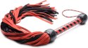 XR Brands Zamszowy Bat Wieloogonowy Czarny-Czerwony 60 cm