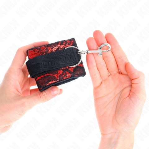 KINK Krotkie zapinane opaski na nadgarstki z aksamitu i koronki czerwono-czarne 23x6,5cm