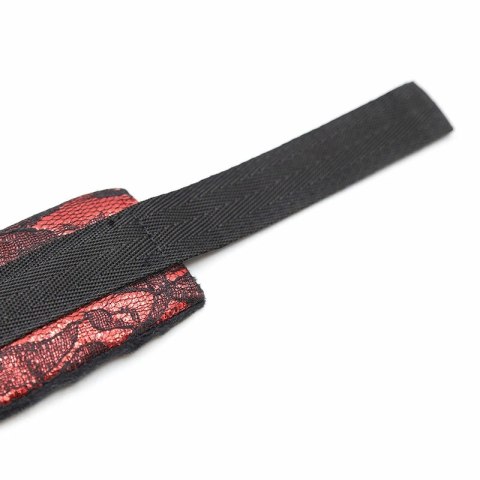 OHMAMA Fetish opaska nylonowa z regulacją rozmiaru, czerwono-czarna