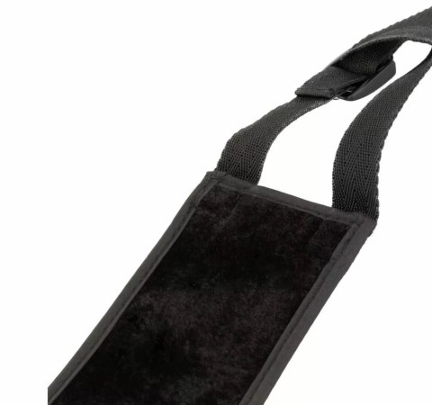 AMORELIE Kink Clutch Me Cuff Black - Regulowana opaska do zabaw kontrolowanych