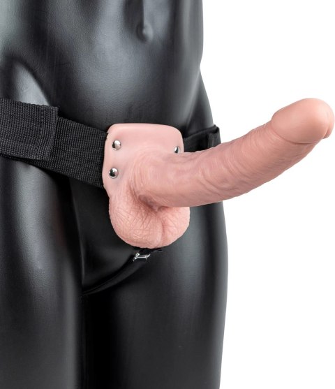 RealRock Pasek z anatomicznym elementem - model 23 cm z kulkami RealRock Pasek z anatomicznym elementem - model 23 cm z kulkami