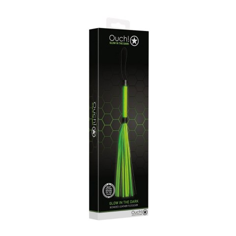 Ouch! Glow in the Dark bicz z frędzlami świecący zielony Ouch! Glow in the Dark bicz z frędzlami świecący zielony