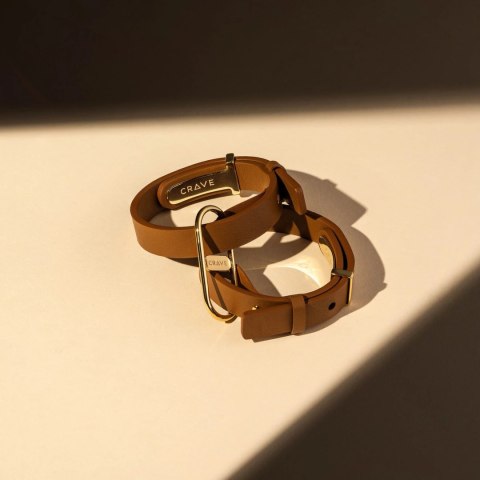 Crave ICON Cuffs mankiety z paskiem skorzanym i powłoką 18k złota Crave ICON Cuffs mankiety z paskiem skorzanym i powłoką 18k złota