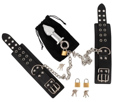 Fetish Collection Zestaw Kajdanki i Korek Metalowy z Łańcuchem 58 cm Fetish Collection Zestaw Kajdanki i Korek Metalowy z Łańcuchem 58 cm