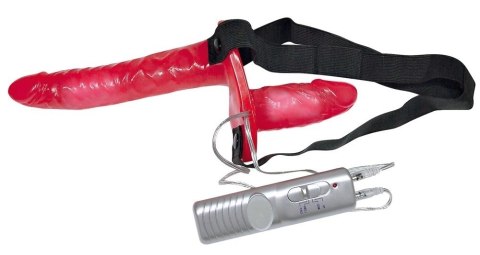 Bad Kitty Duo Strap-on czerwony z podwojnym systemem wibracji PVC Bad Kitty Duo Strap-on czerwony z podwojnym systemem wibracji PVC